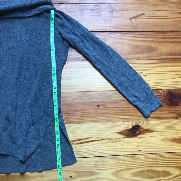 Hampshire Studio Gray Sweater, EUC, M - Picture 8 of 13